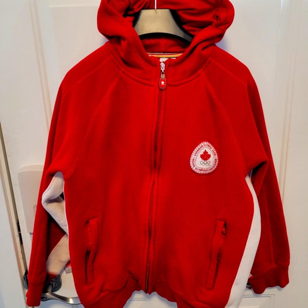 Vintage Canada Men's Hoodie